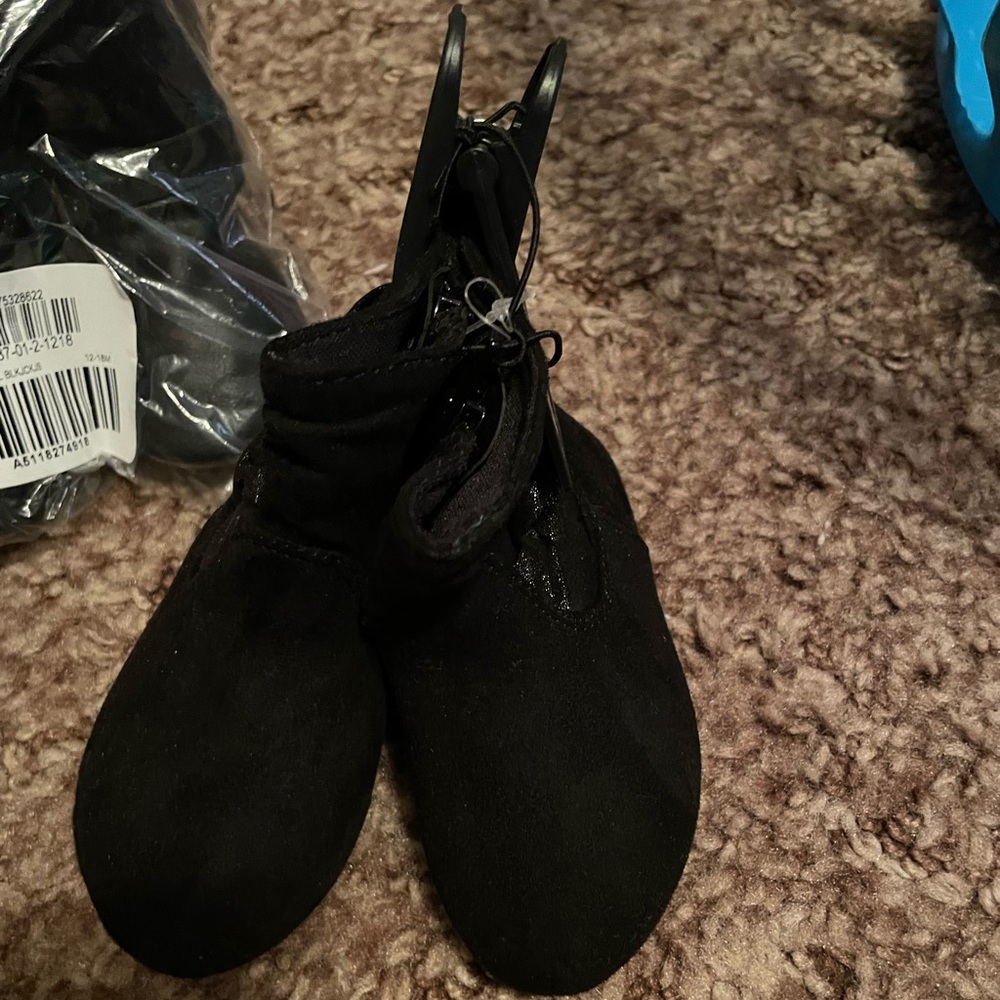 black boots, size 5c